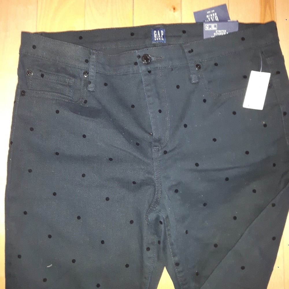 New GAP stretch true skinny jean